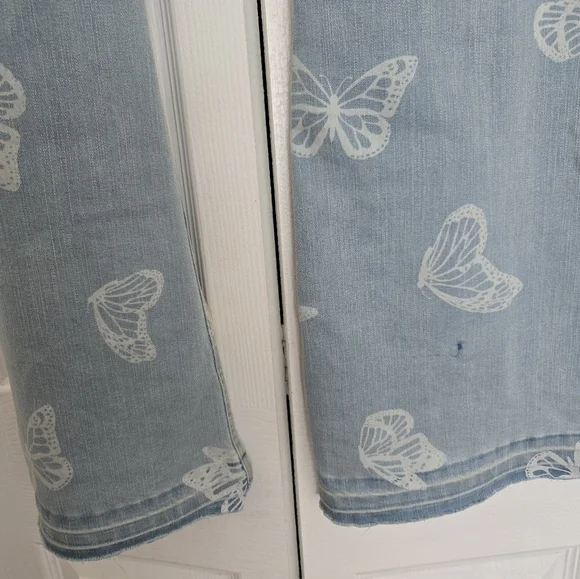 NWOT Junior No Boundaries  Light Blue Denim Bell Bottom Jeans Size M (7-9) - Picture 5 of 16